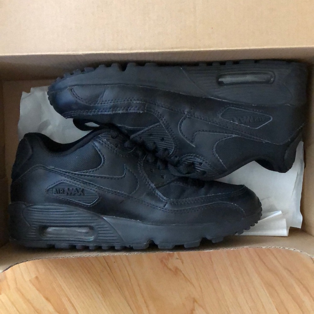 Black Nike Air max 90